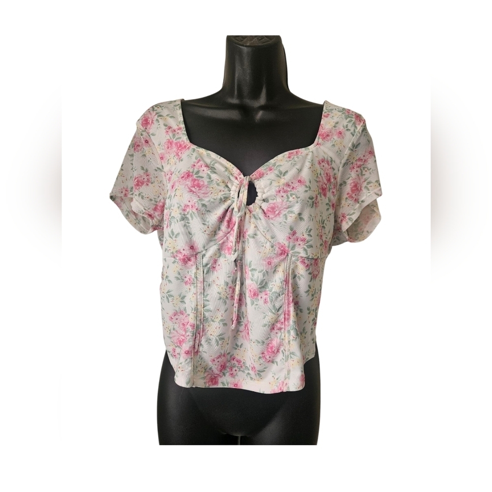Just Polly New York - Women's  XL Pink Flutter Sleeve Crop Blouse with Tie Front